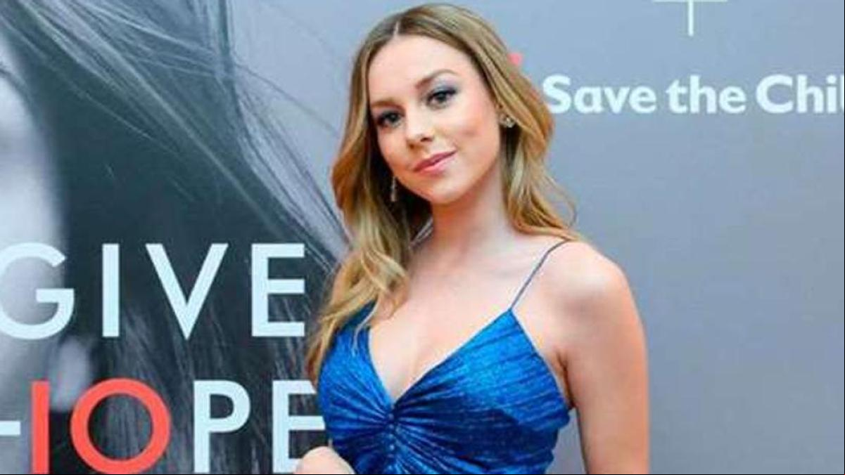 Ester Expósito explica su versión del incidente con sus fans de México