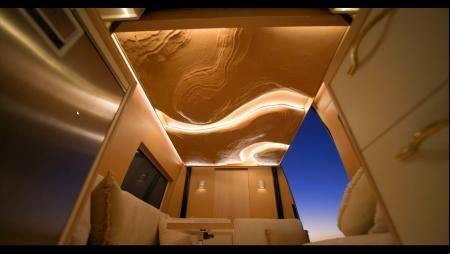 Zion Dreams, la magnífica cámper convertida en una obra de arte sobre ruedas.