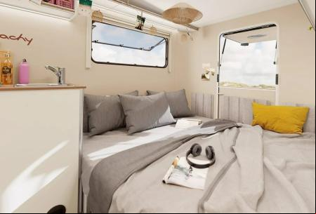 Beachy 420+, la coqueta caravana para apurar las últimas semanas del invierno.