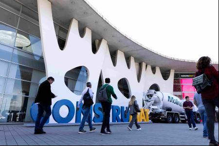 La feria Construmat se celebrará del martes al jueves en la Fira de Barcelona, con el foco puesto en la escasez de vivienda