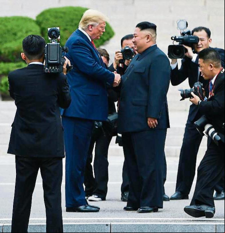 La vuelta de 'la teoría del loco' a la política exterior de EE.UU. con Trump