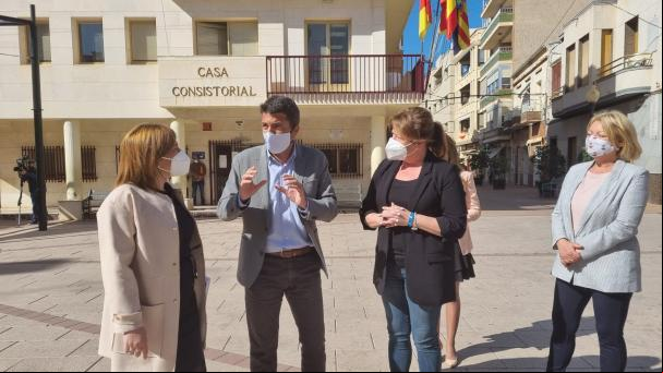 Isabel Bonig califica de atropello imponer asignaturas troncales en valenciano