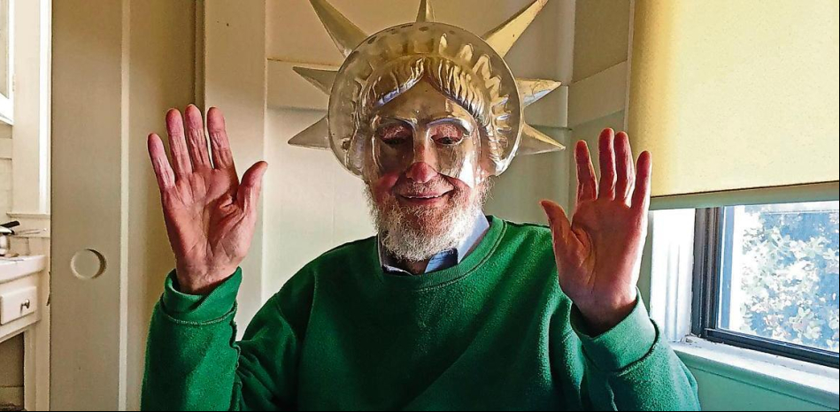 Lawrence Ferlinghetti: “Los beats abrimos el camino a los hippies”