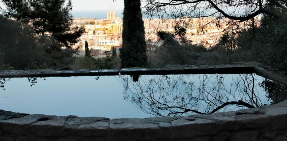 Barcelona al atardecer desde el Parc del Guinardó