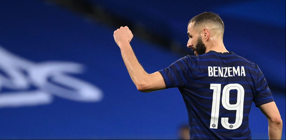 Benzema, titular con Francia 5 años y 7 meses después