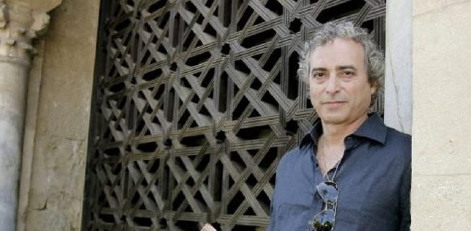 Ildefonso Falcones se sienta en el banquillo por defraudar 1,4 millones a Hacienda