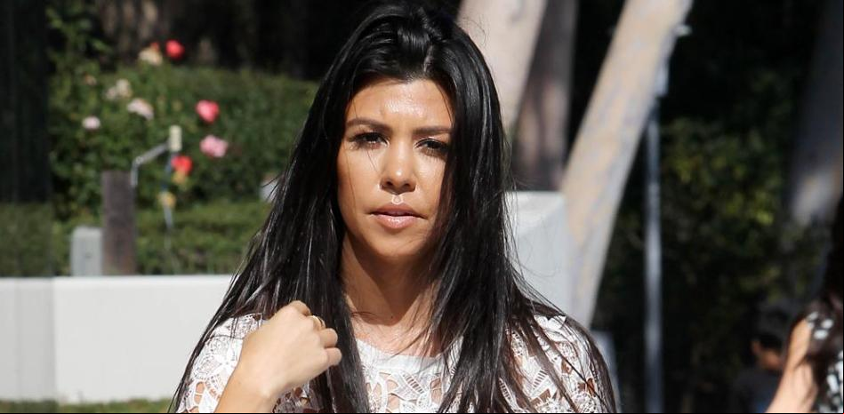 Kourtney Kardashian está saliendo con Travis Barker