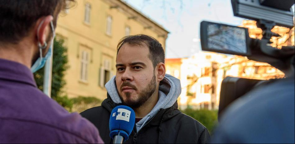Hasél se encierra en el rectorado de la Universitat de Lleida para evitar su encarcelamiento