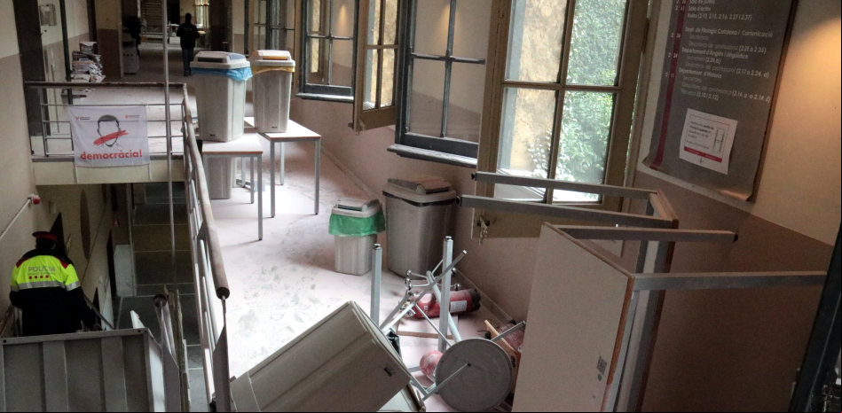La Universitat de Lleida denunciará todos los daños sufridos en el edificio durante la retención de Pablo Hasél