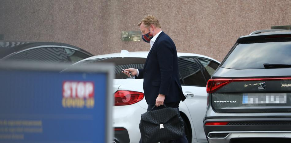 El Barça ni despide ni ratifica a Koeman