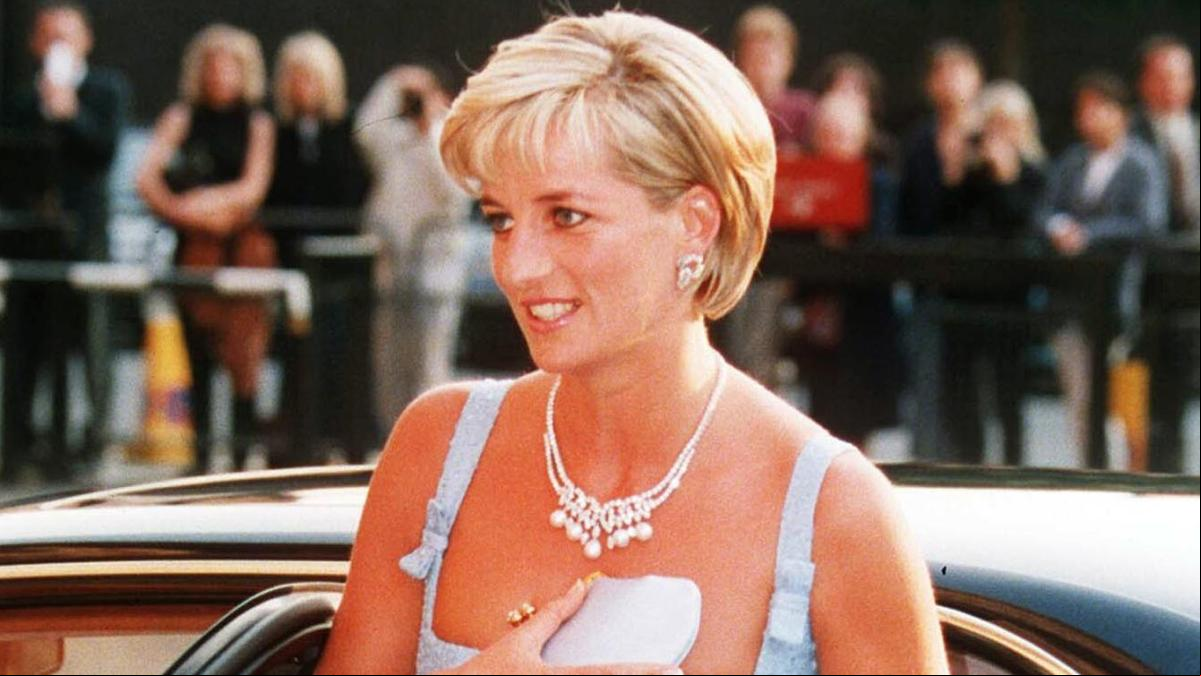 Los zapatos favoritos de Diana de Gales vuelven a estar de moda