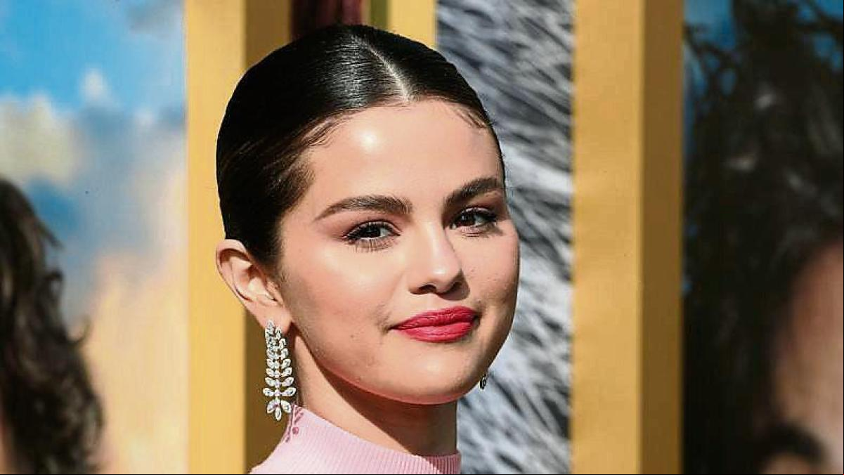 Selena Gómez arremete contra Disney