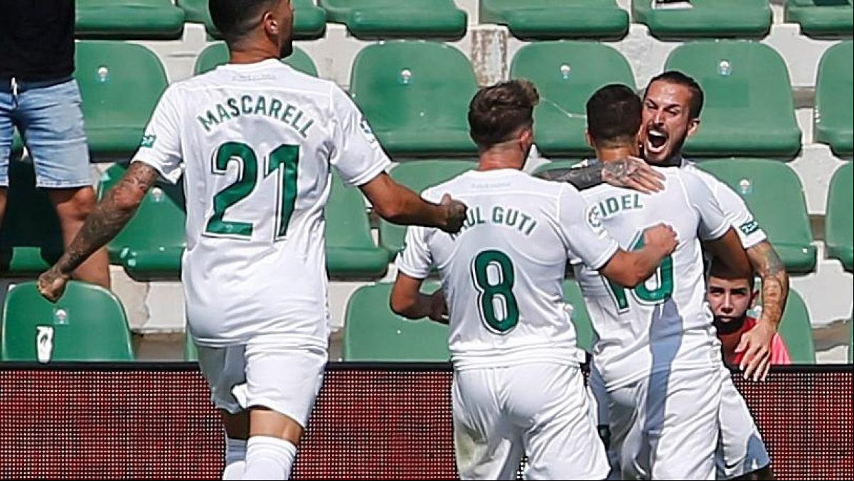 Benedetto y el VAR permiten la merecida victoria del Elche