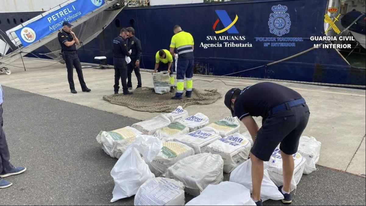 Seis detenidos en un pesquero con 500 kilos de cocaína en Canarias