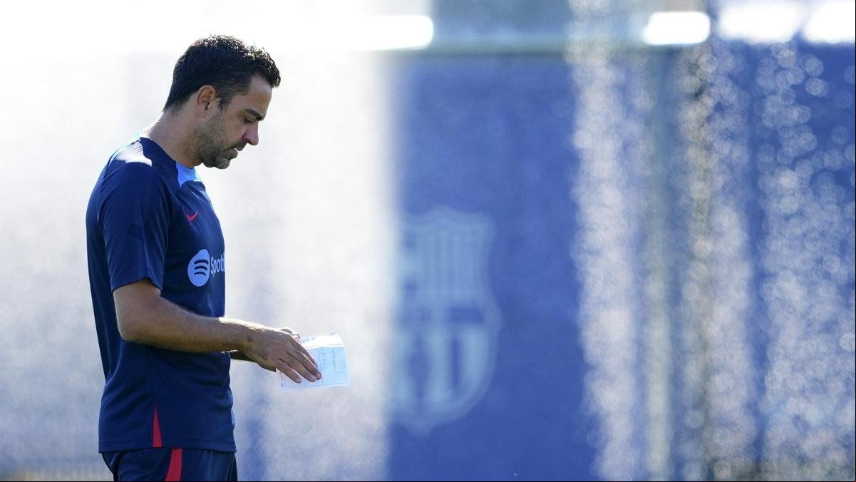 Xavi: La prioridad ahora es inscribir a Koundé”