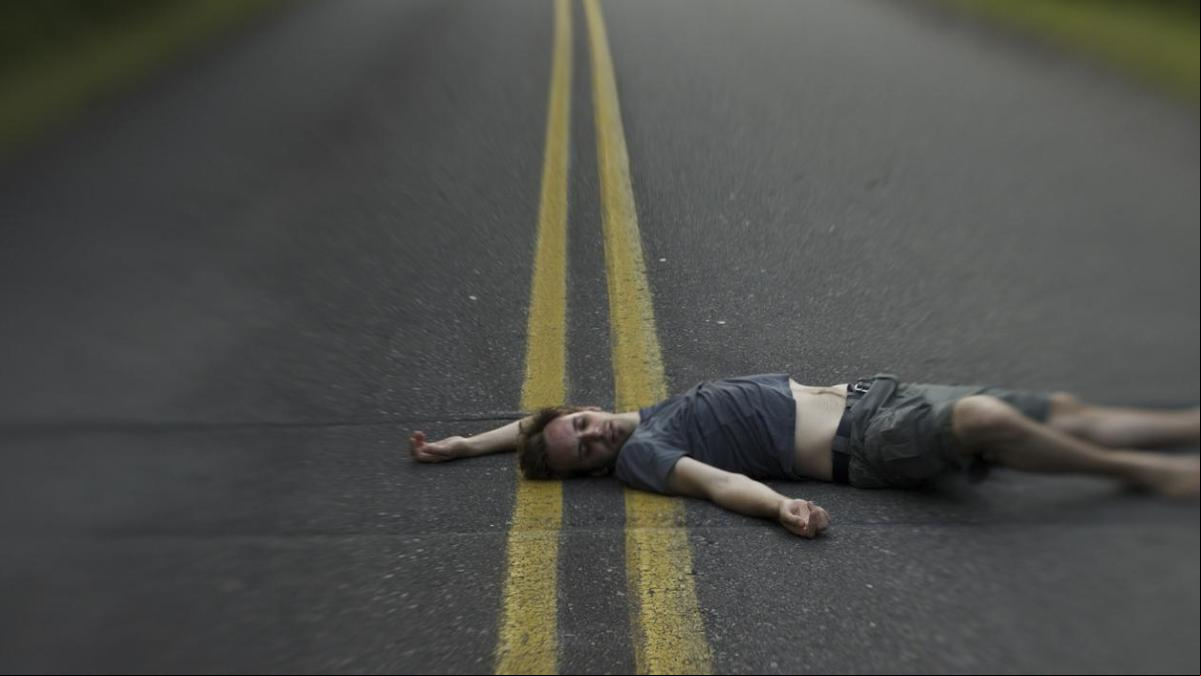 ¿Qué te puede pasar si atropellas a una persona y te das a la fuga sin socorrerla?
