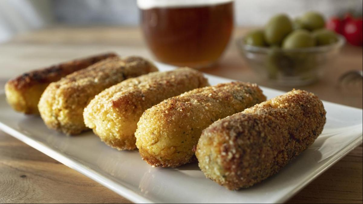 El origen de las tapas, el picoteo que empezó siendo cosa de señoritos