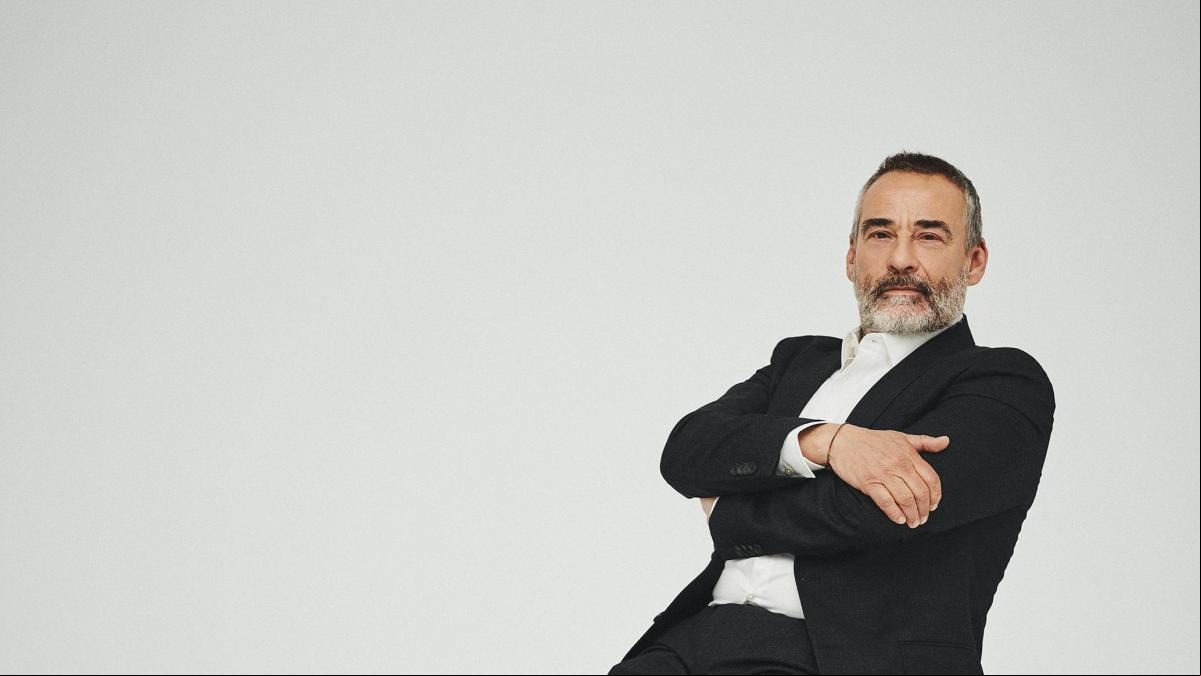 Eduard Fernández, carisma y experiencia: “El ego se controla a base de hostias”