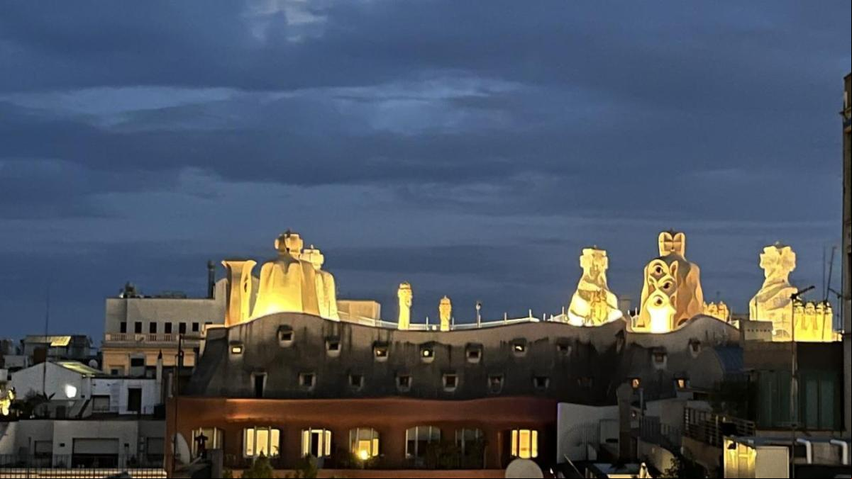 El crepúsculo de la Pedrera