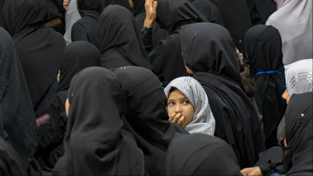 Escuelas clandestinas en Kabul