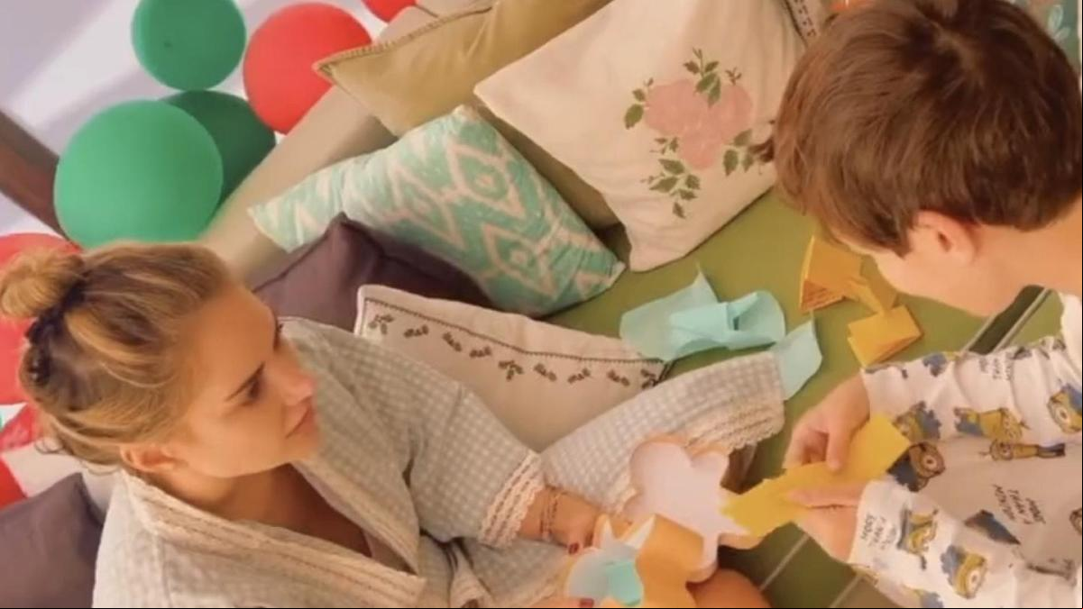 La divertida y viral broma de Alba Carrillo a su hijo con los regalos de Reyes: ¿Te has enfadado?