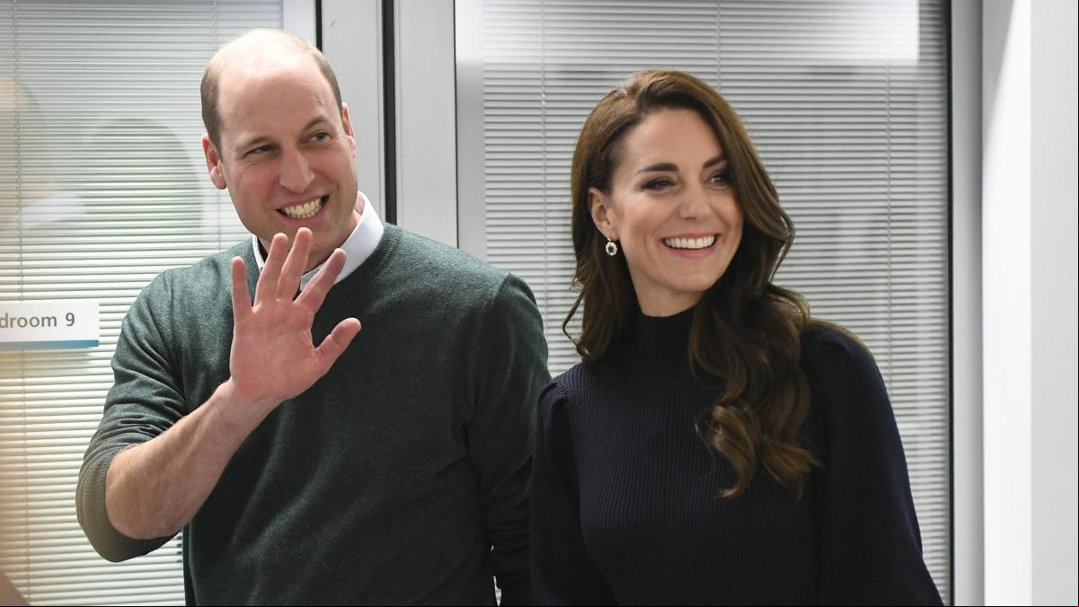 Kate Middleton y el príncipe Guillermo comparten su fotografía más íntima para despedir su año más complicado