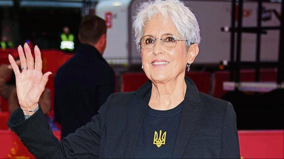 Joan Báez revela en un documental abusos de su padre en su niñez