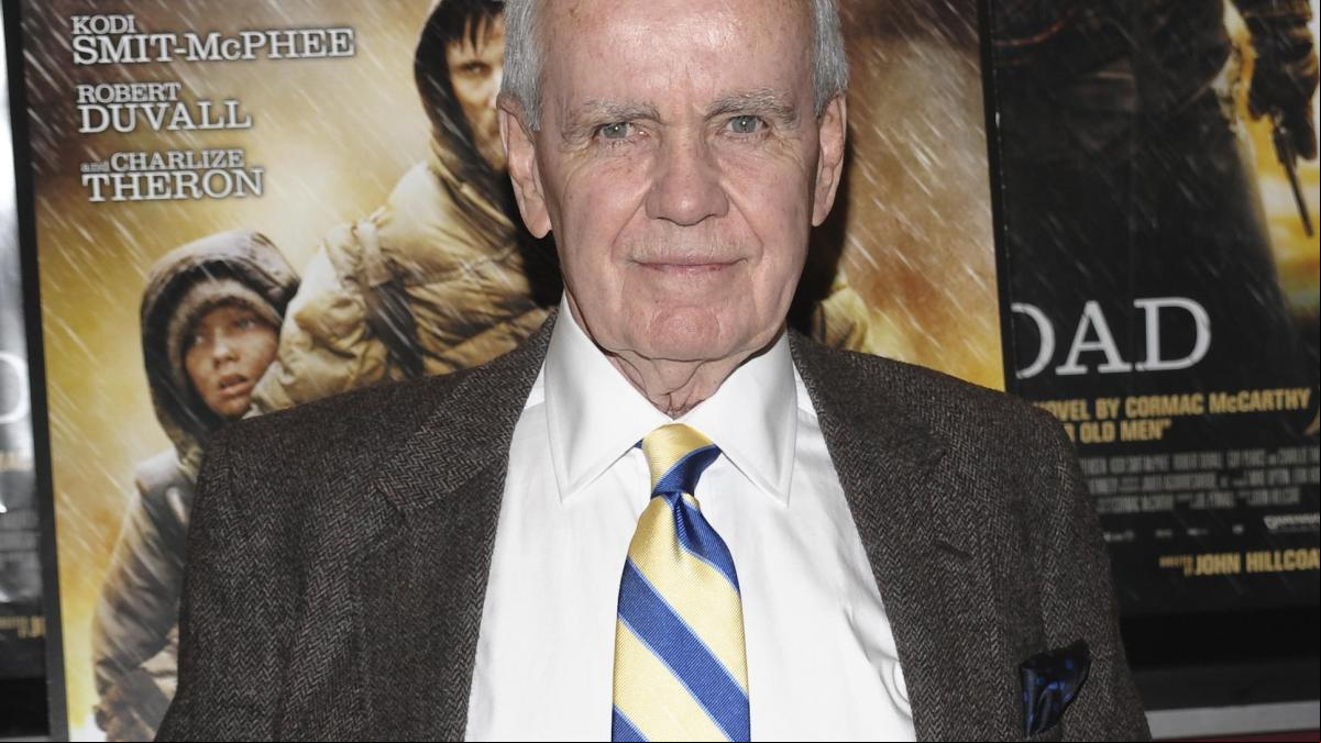 Cormac McCarthy: latas de alubias, sin noticias de Dios y sistemas complejos adaptativos