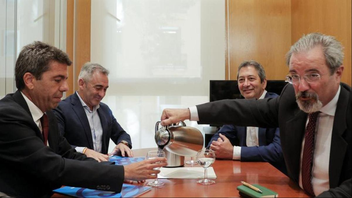 El PP justifica el pacto con Vox en la Generalitat al no querer Ximo Puig pactar como en Barcelona