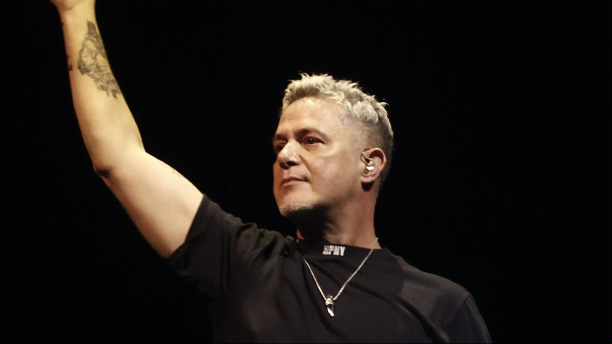 Alejandro Sanz se abre de nuevo en canal en otro sombrío mensaje: El ruido no te deja ni sufrir tranquilo