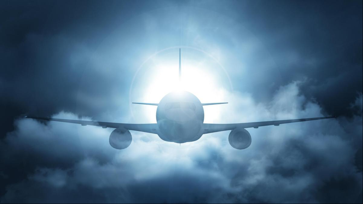 Los mensajes del piloto del vuelo entre Barcelona y Buenos Aires en el que murió una pasajera