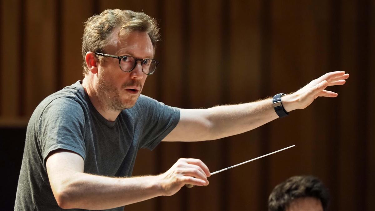 Daniel Harding: El concepto orquesta de cámara responde más a una actitud que a una medida