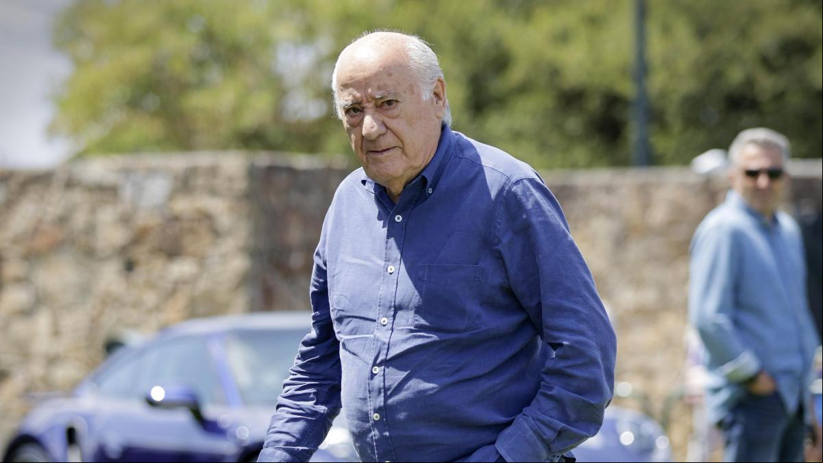 El nuevo yate de Amancio Ortega de 182 millones: con helipuerto y piscina