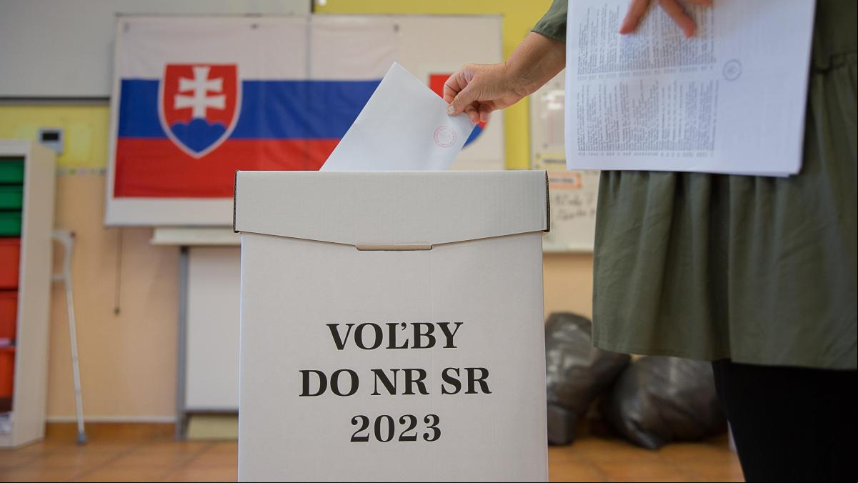 Eslovaquia frena a Fico y las encuestas dan la victoria al partido proeuropeo progresista PS