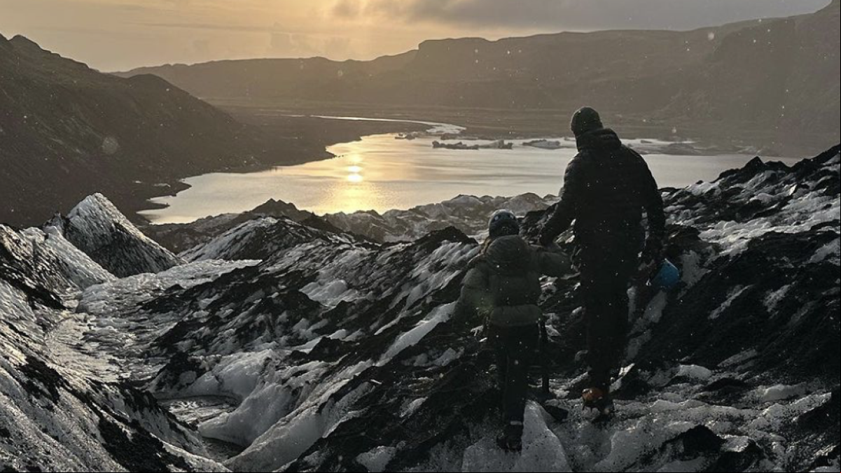 Elsa Pataky y Chris Hemsworth disfrutan de sus vacaciones familiares por separado