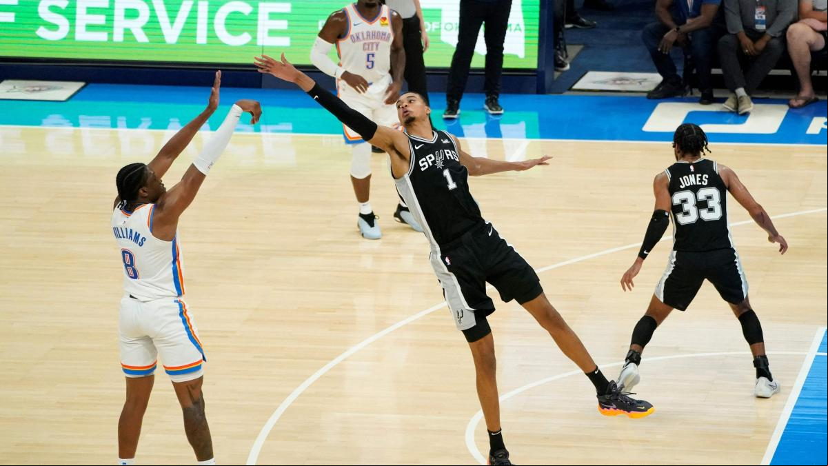 Wembanyama anota 20 puntos en su estreno con los Spurs