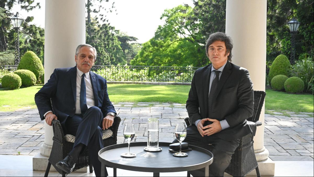 El experimento Milei empezará con una fuerte subida de la inflación en Argentina