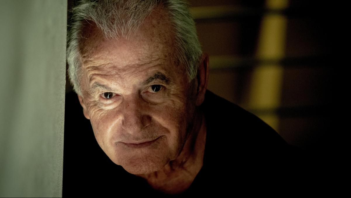 Víctor Manuel, cantante, 77 años: “El secreto de una relación de más de 50 años es quererse y saber que tú no eres el centro de nada”