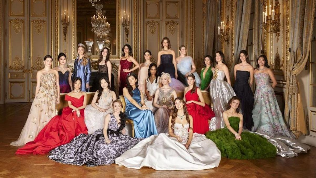 De princesas y aristócratas influencers a deportistas o artistas: Las jóvenes más destacadas del exclusivo Baile de Debutantes de París