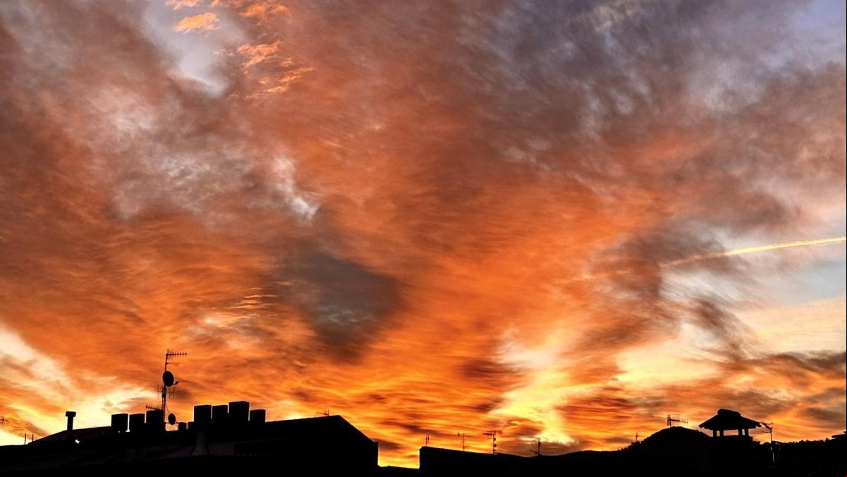 Días de mañanas frías con cielos cálidos