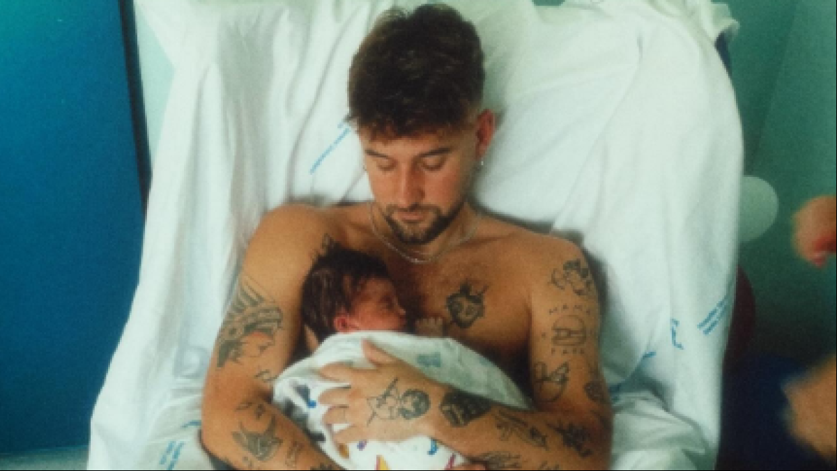 Dani Fernández, muy emocionado tras el nacimiento de su primera hija: “Me ha robado el corazón”