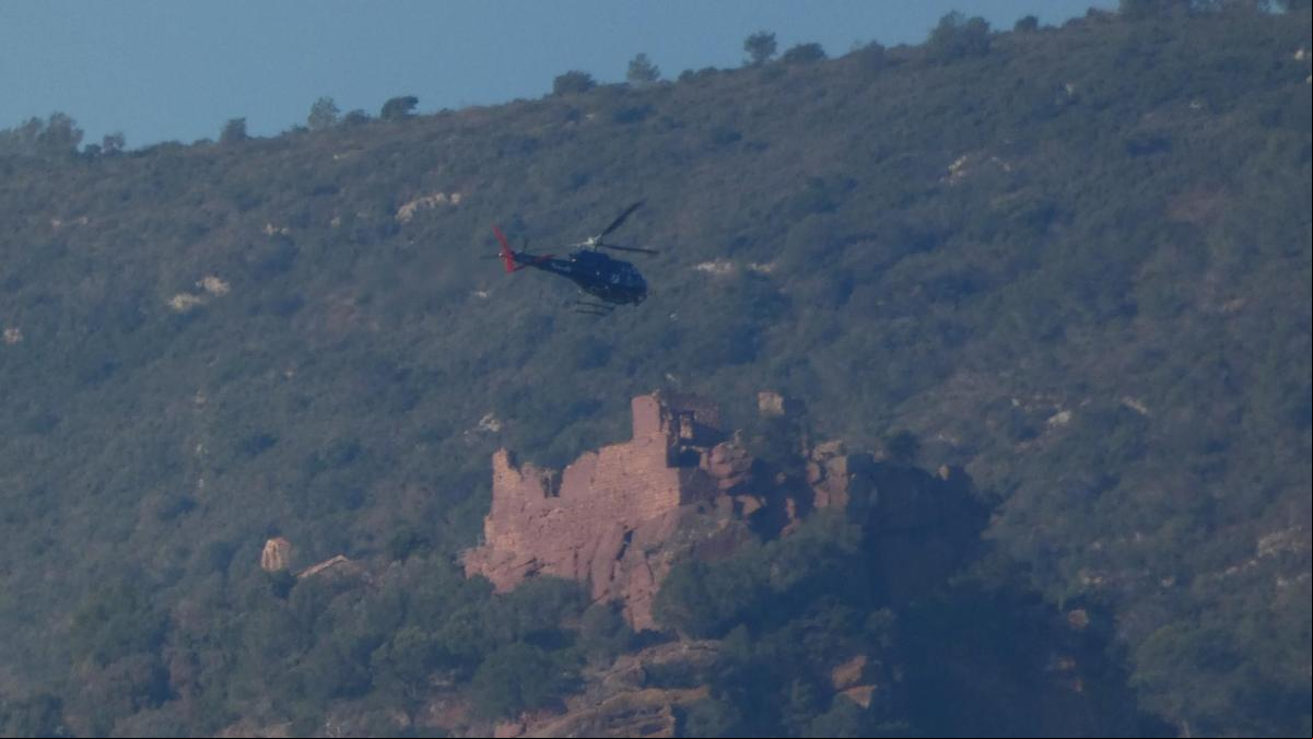 El castillo de Eramprunyà a vista de helicóptero