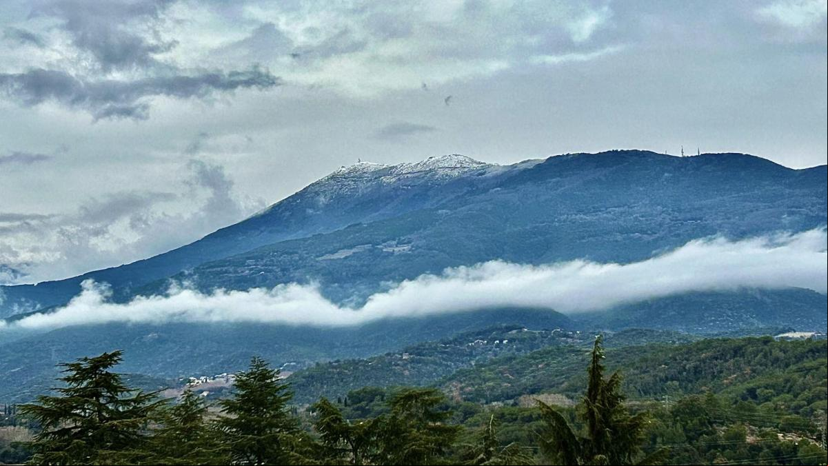 Un cinturón de niebla para el Montseny