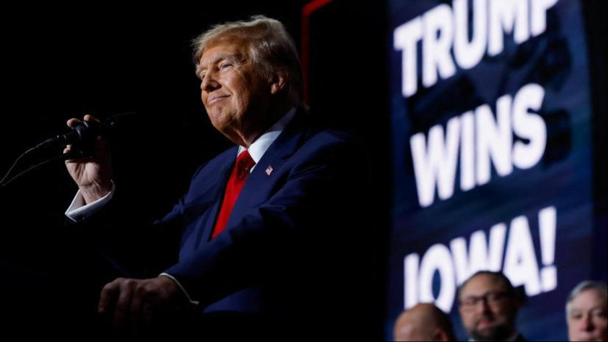 Trump arrasa en Iowa y encamina la nominación del Partido Republicano para las elecciones de EE.UU.
