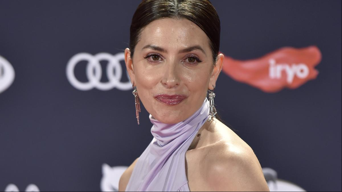 El traje sirena de Barbara Lennie y otros vestidos espectaculares de los Premios Feroz