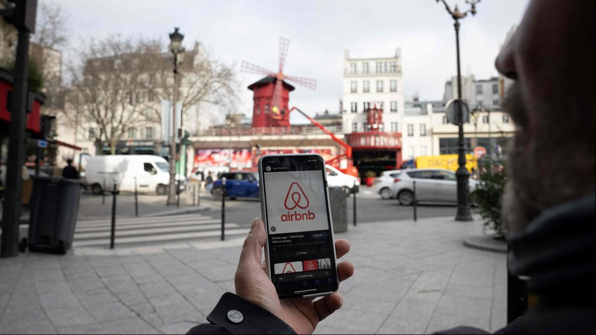 Airbnb gana un 150% más en el 2023 y apunta a una reinvención