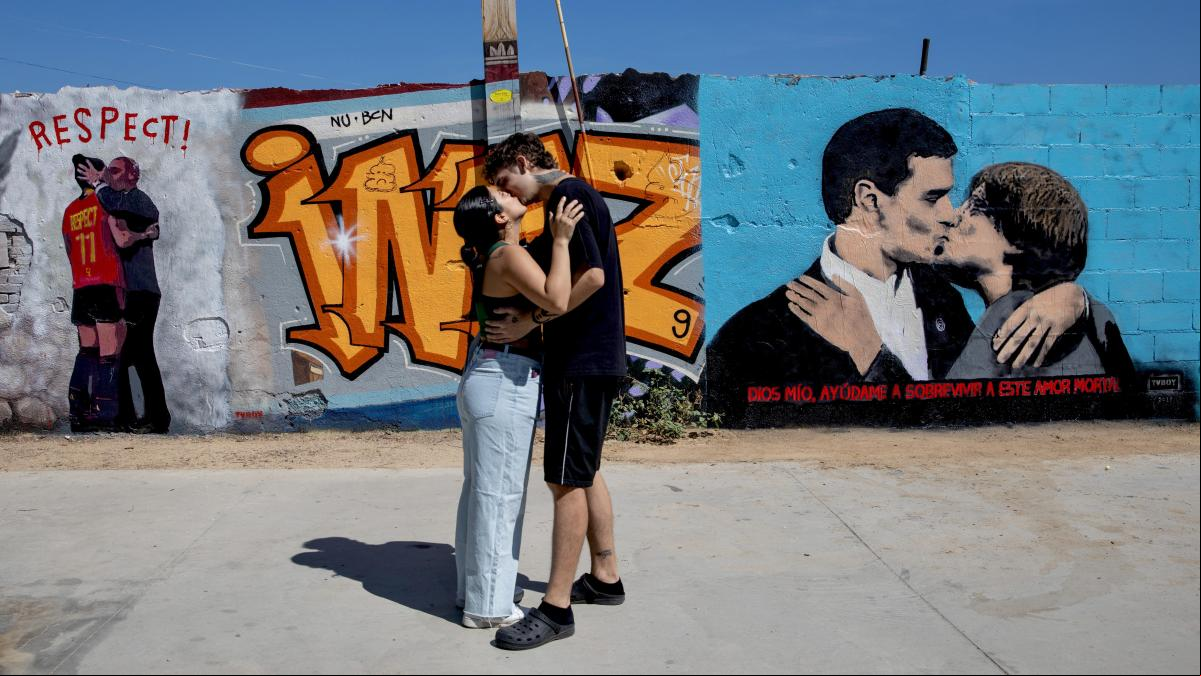 TvBoy, de besos imposibles y amores eternos