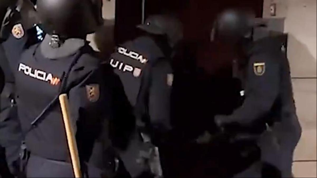 Liberadas 14 mujeres víctimas de explotación sexual y laboral en seis inmuebles de Catalunya