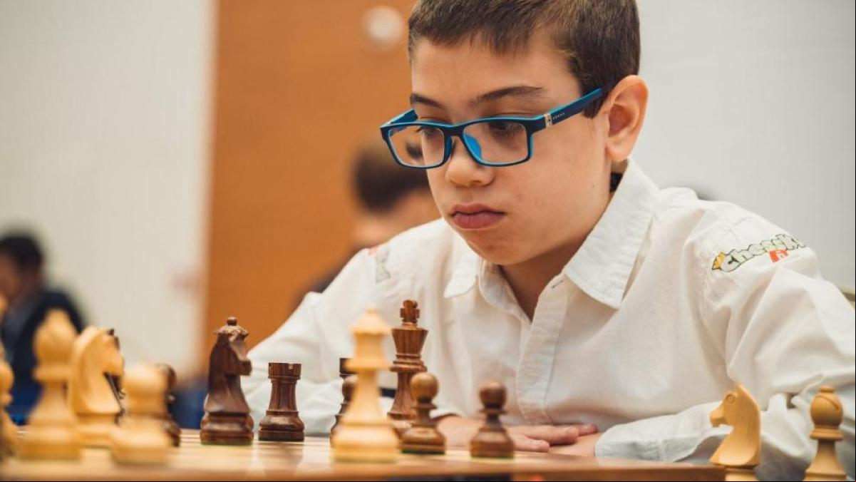 Faustino Oro, el niño de 10 años que ha ganado a Magnus Carlsen, número 1 del ajedrez mundial