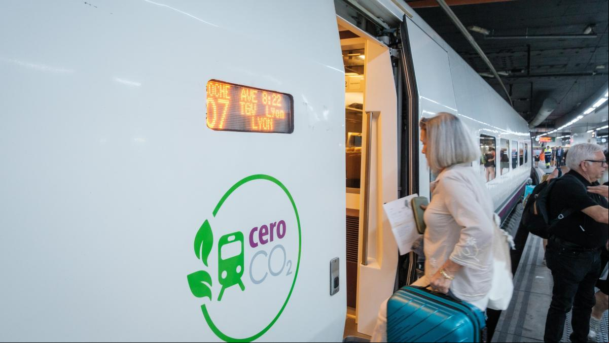 Los trenes de Renfe a Francia alcanzan una ocupación del 82% en su primer año